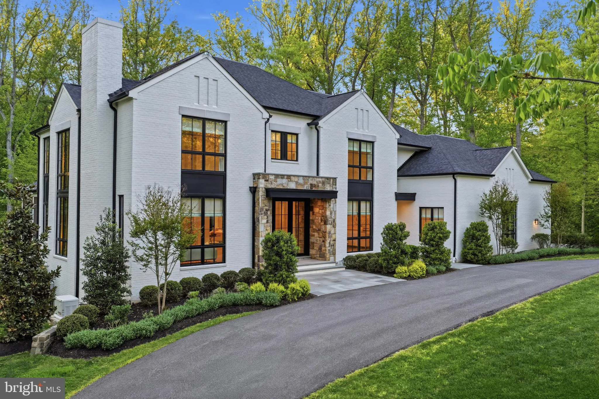 938 SAIGON ROAD, Mclean, VA 22102