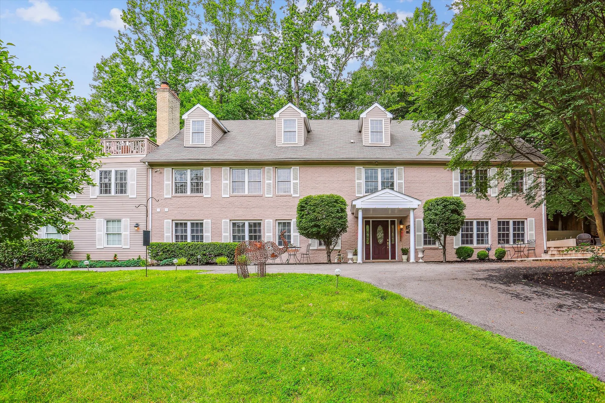 9201 LAUREL OAK DRIVE, Bethesda, MD 20817