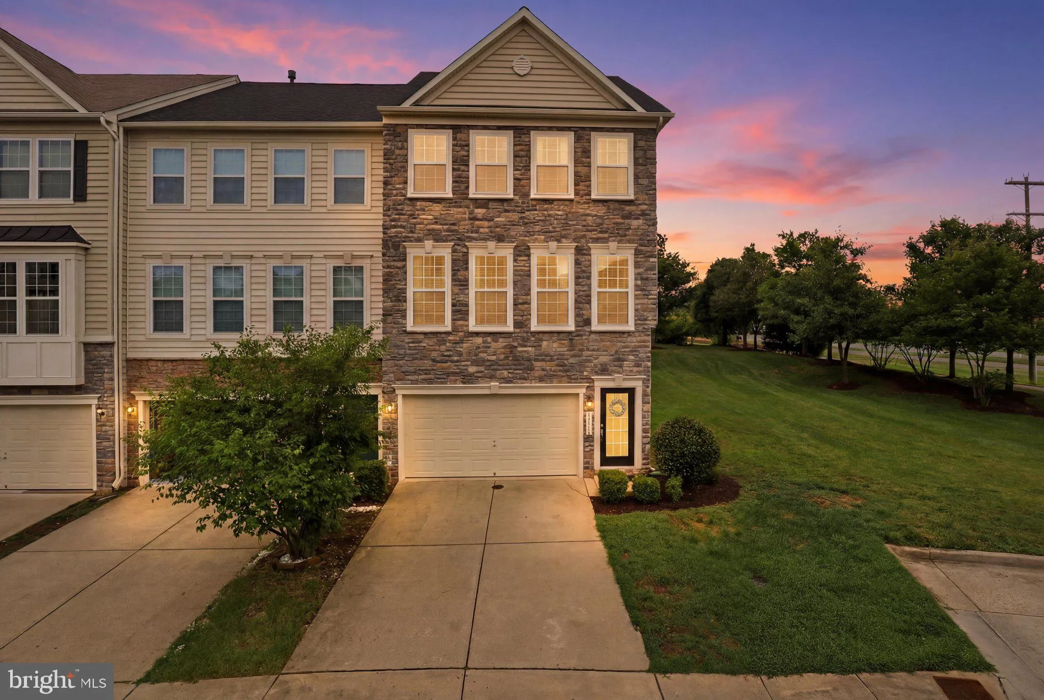 42251 DEAN CHAPEL SQUARE, Chantilly, VA 20152