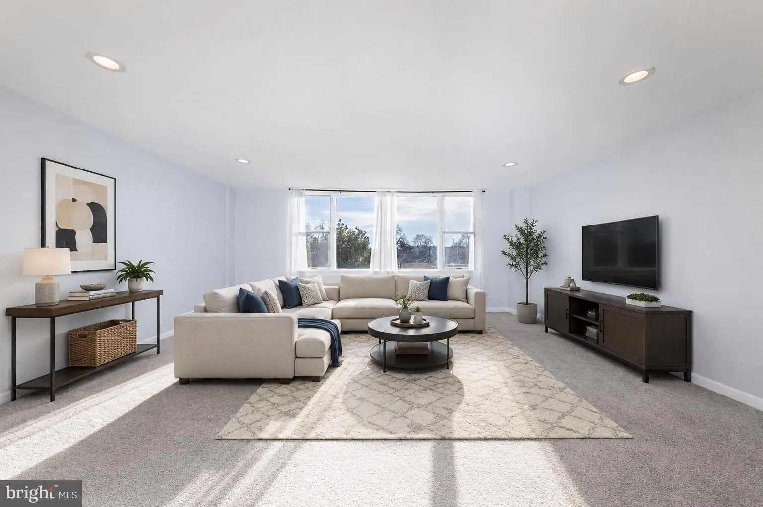 4600 DUKE STREET, Alexandria, VA 22304