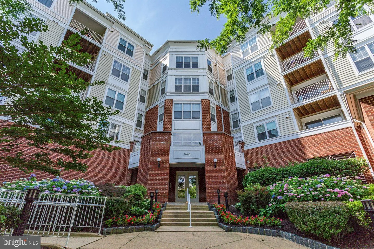 1645 INTERNATIONAL DRIVE, Mclean, VA 22102
