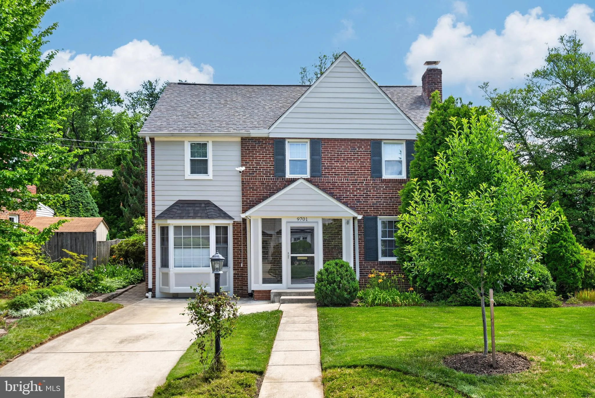 9701 LAWNDALE DRIVE, Silver Spring, MD 20901
