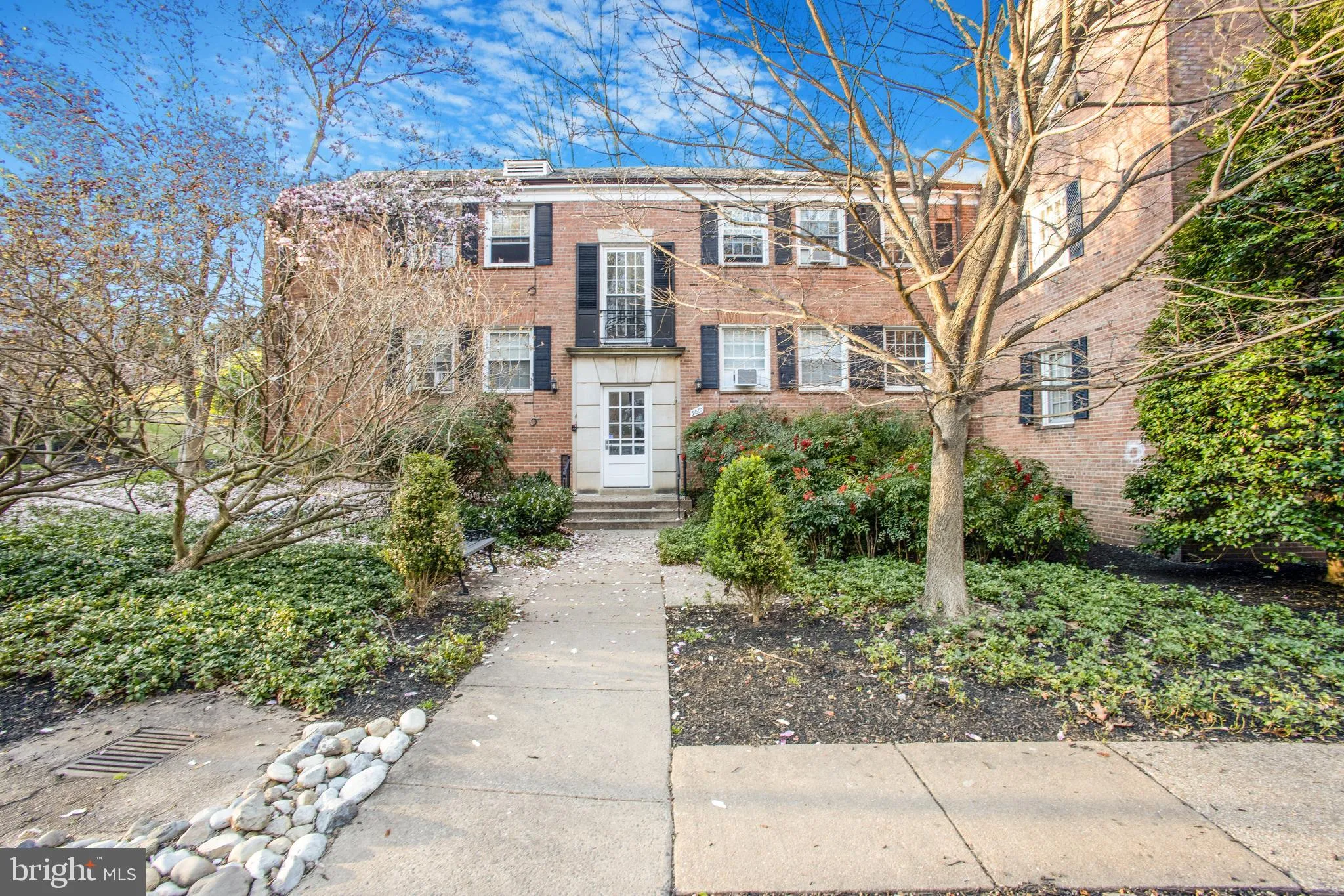 5007 10TH STREET, Arlington, VA 22204