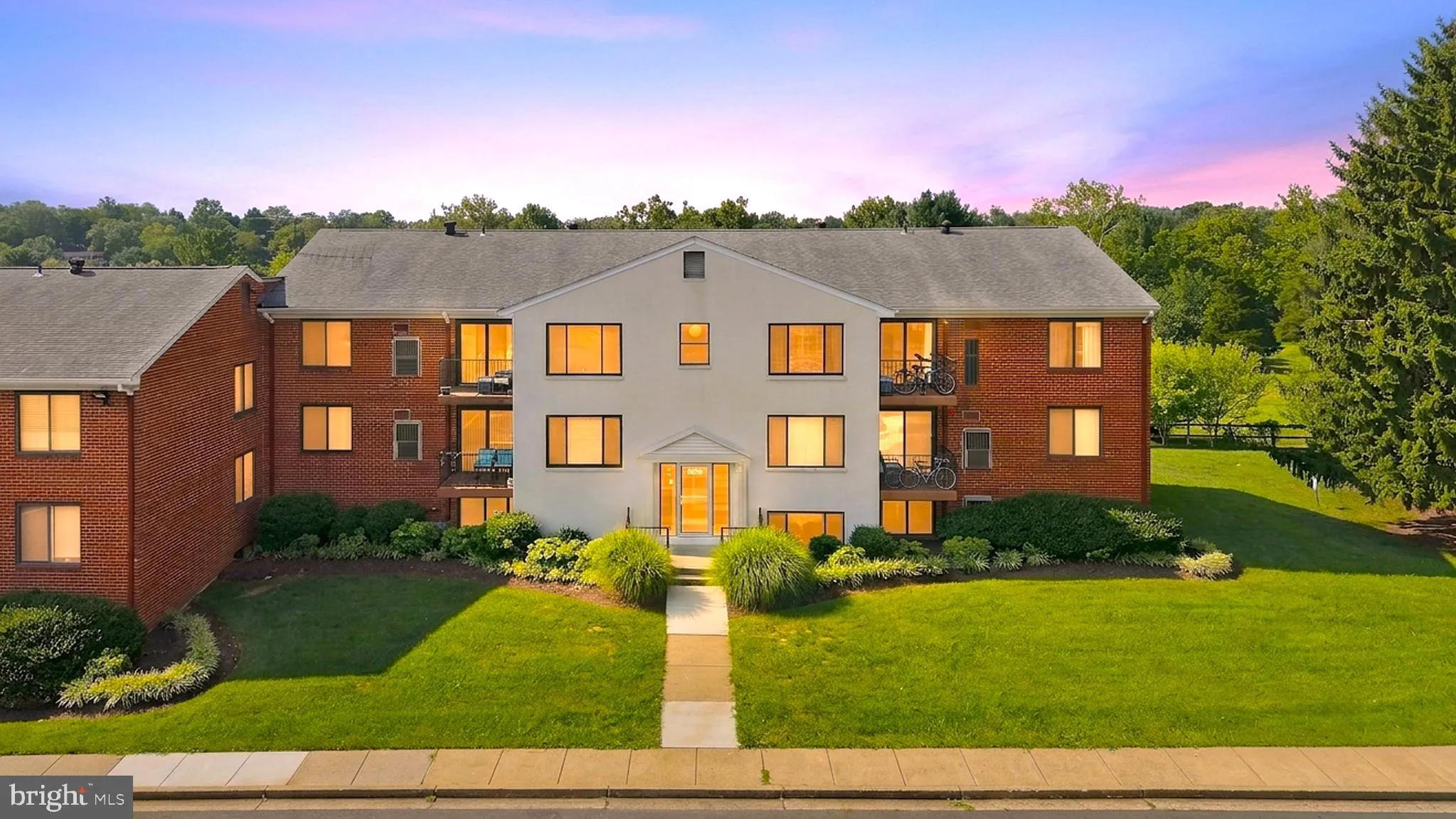 125 CLUBHOUSE DRIVE, Leesburg, VA 20175