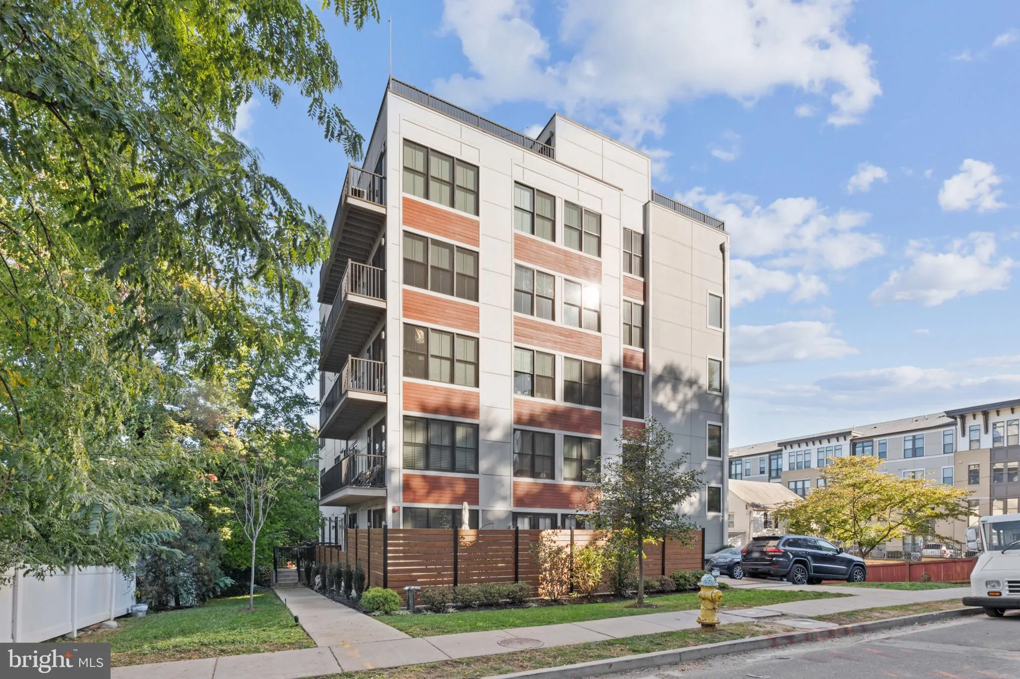 1245 PIERCE STREET, Arlington, VA 22209