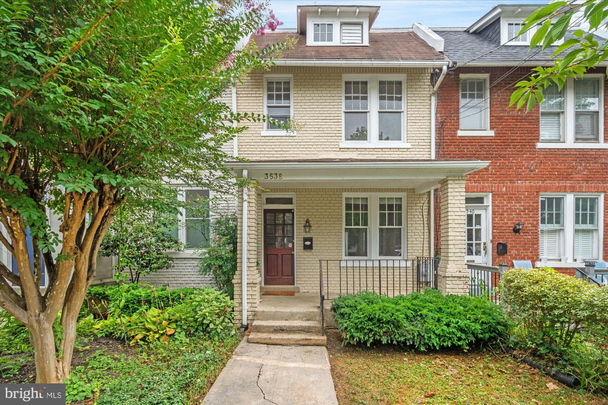 3538 T STREET, Washington, DC 20007