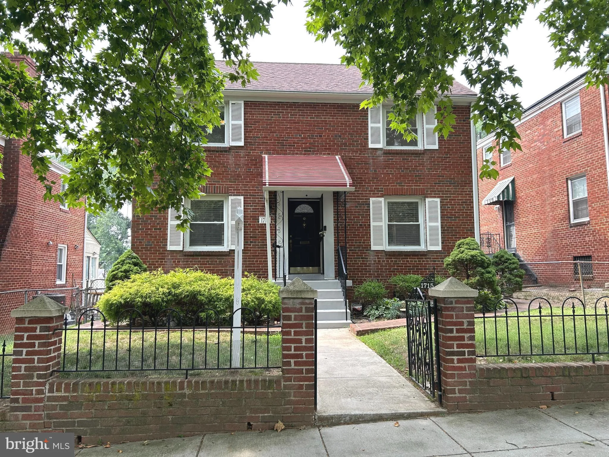 1715 GIRARD STREET, Washington, DC 20018
