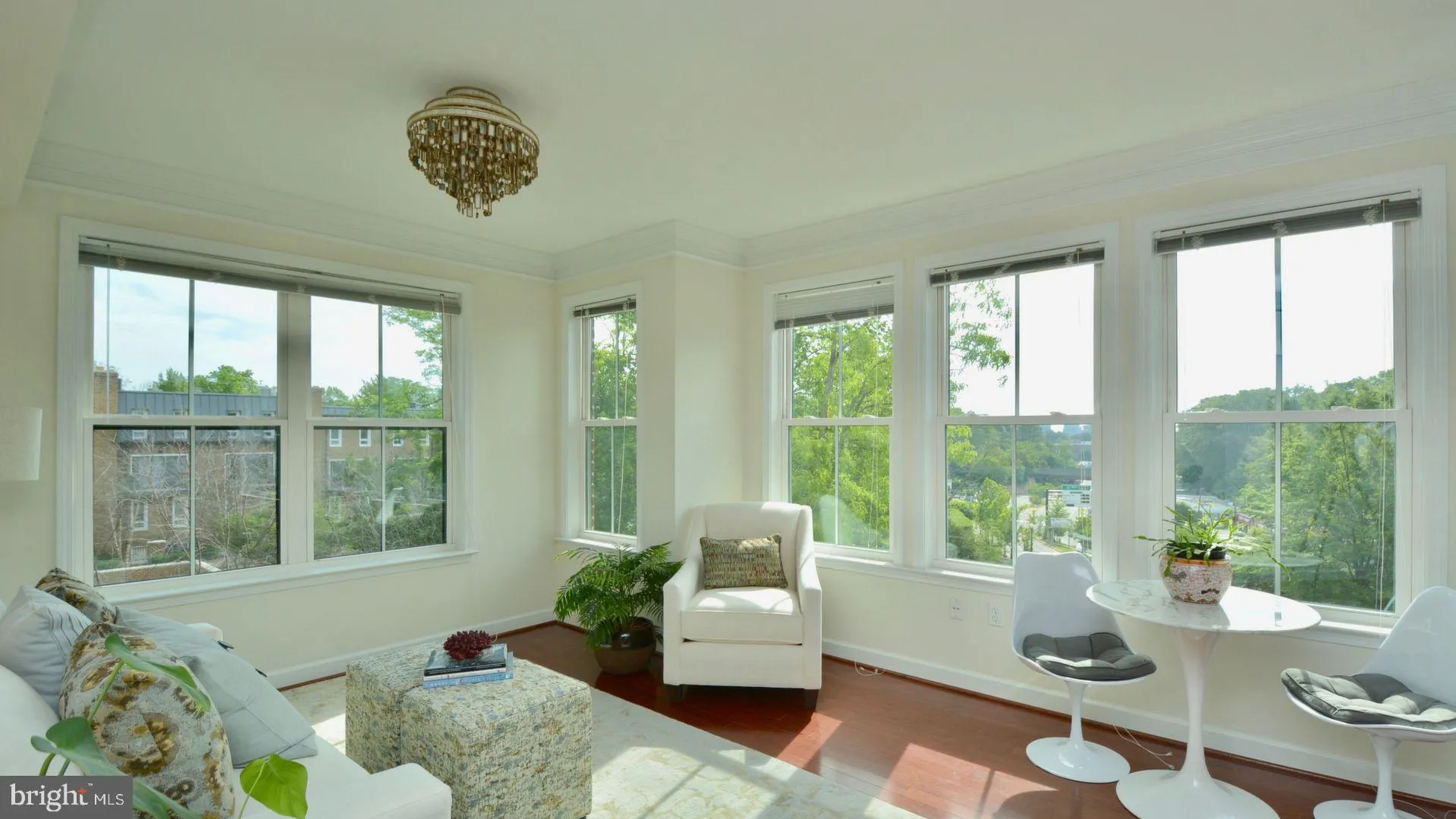2101 MONROE STREET, Arlington, VA 22207