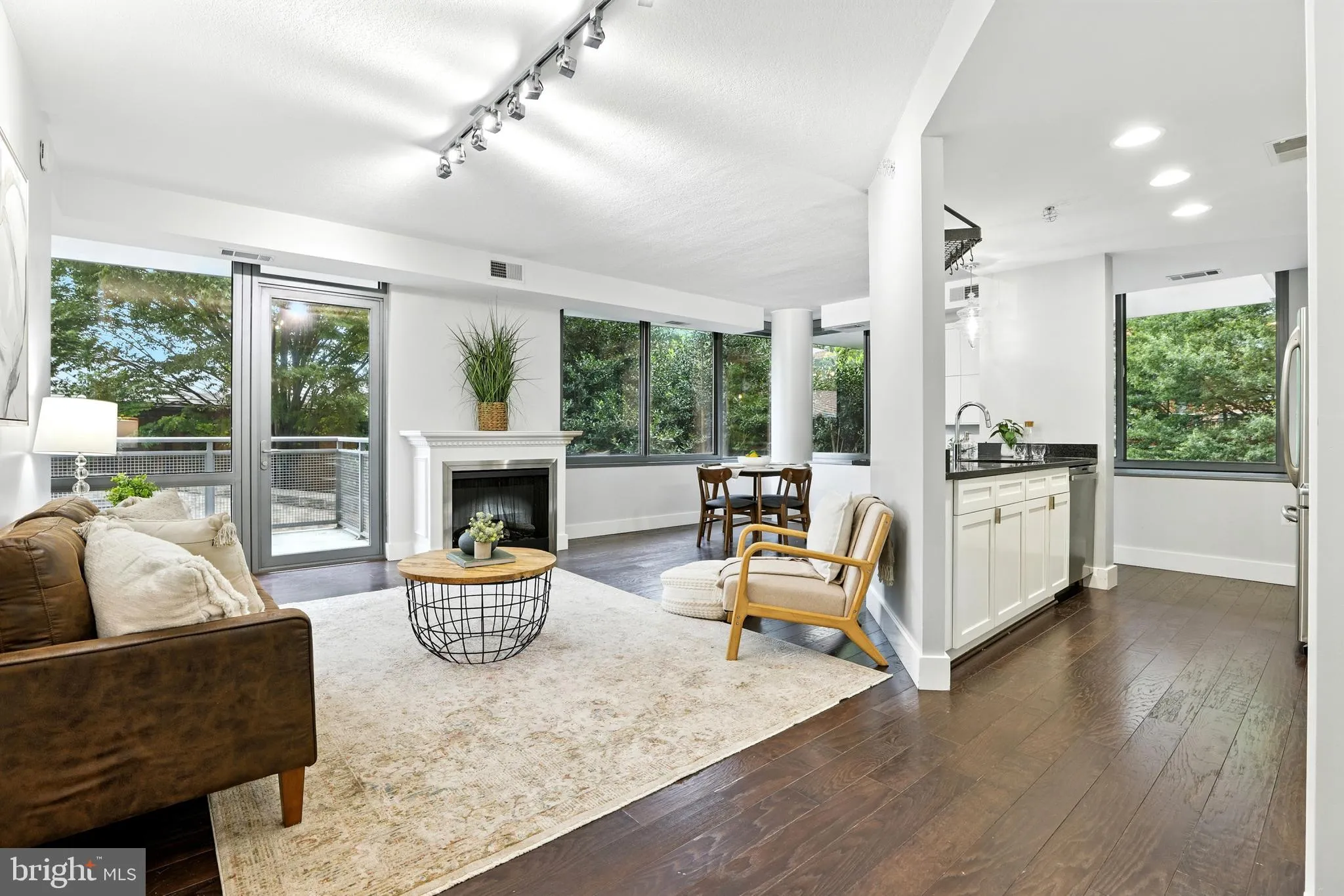 2001 15TH STREET, Arlington, VA 22201