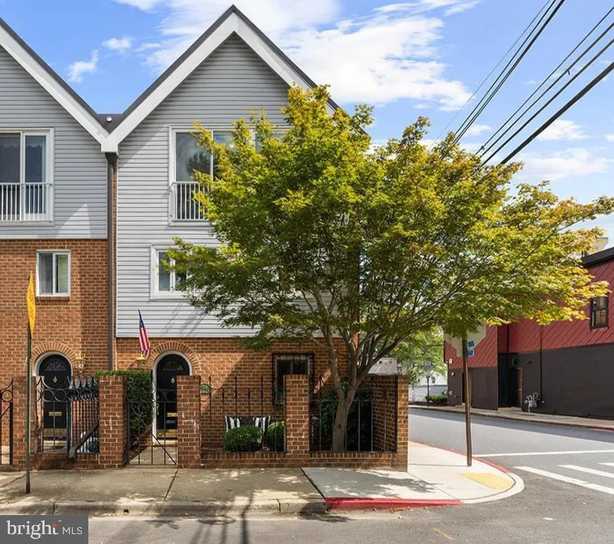 313 FOURTH STREET, Annapolis, MD 21403