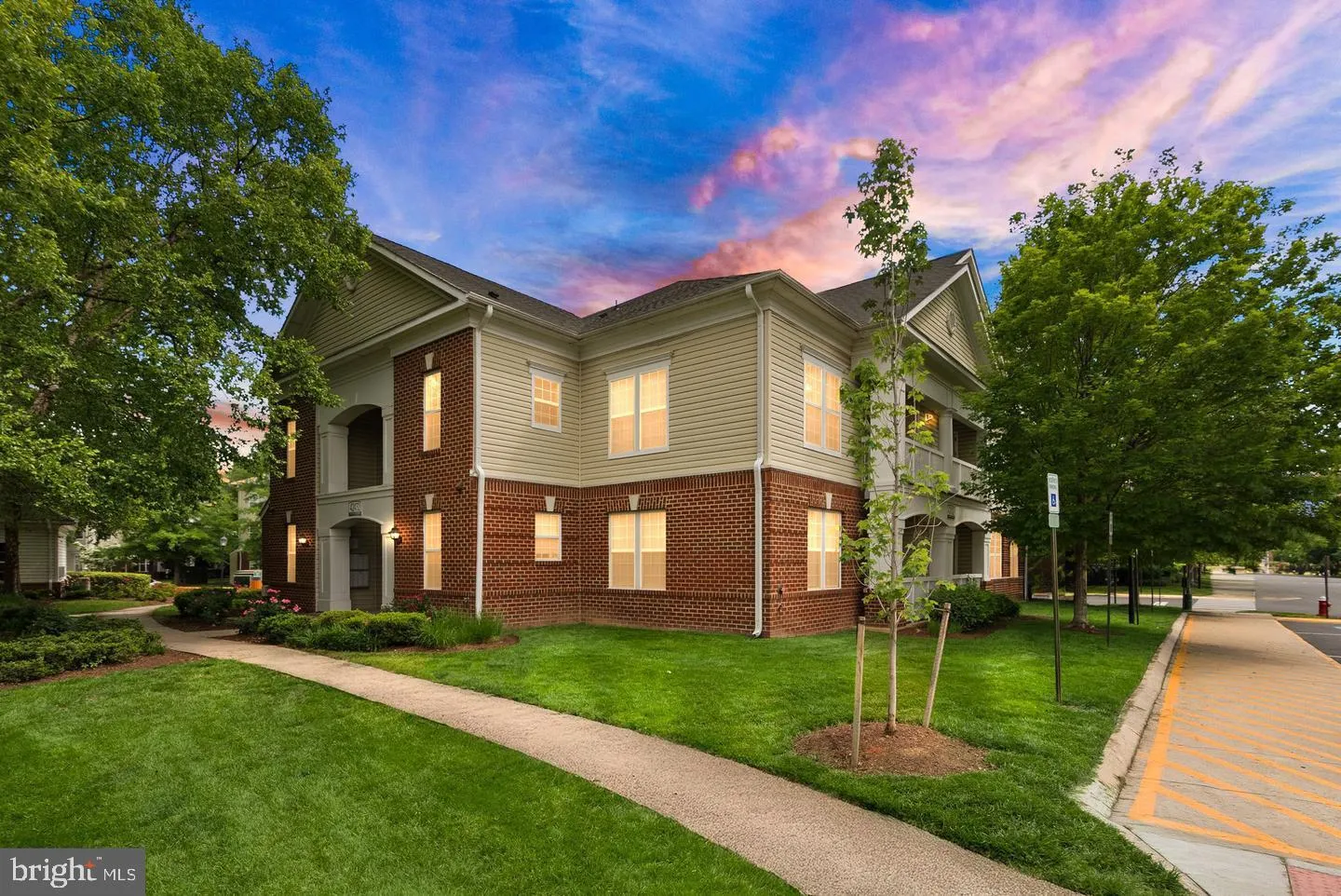 42432 HOLLYHOCK, Brambleton, VA 20148