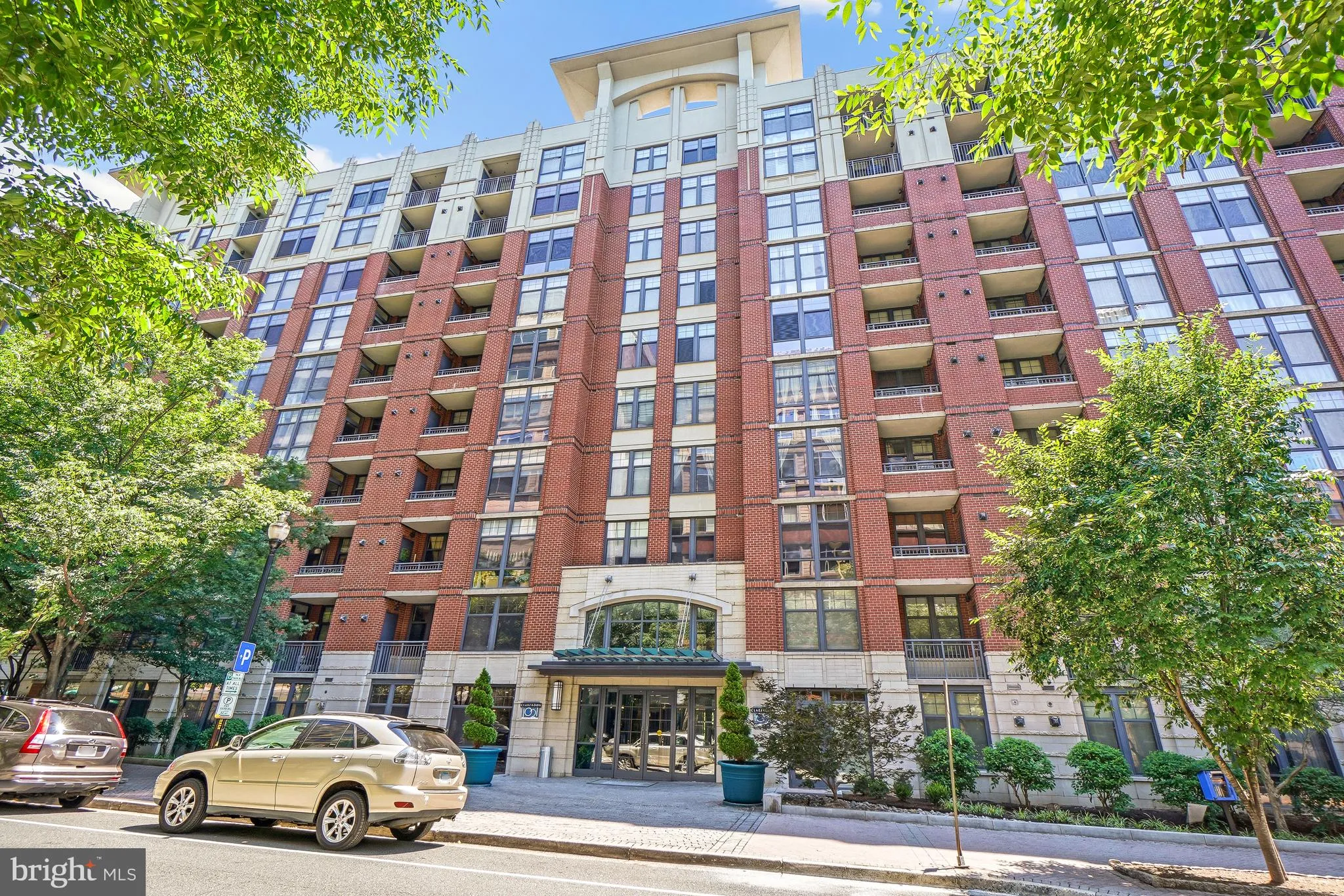 1021 GARFIELD STREET, Arlington, VA 22201