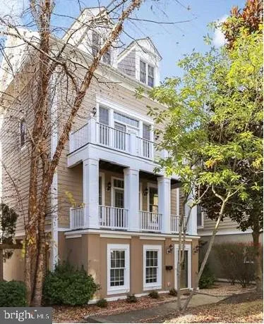 214 HART MEWS, Gaithersburg, MD 20878