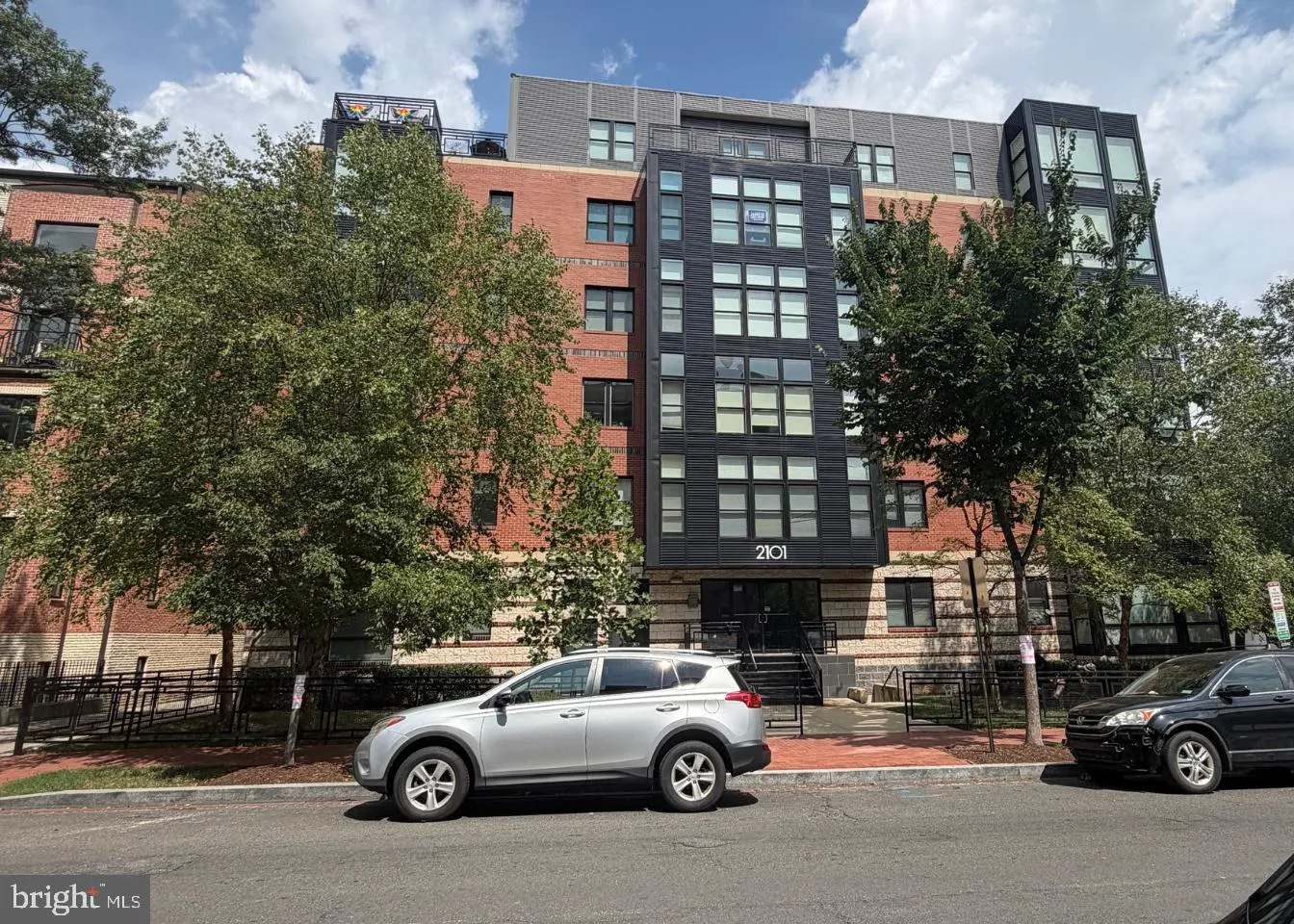 2101 11TH STREET, Washington, DC 20001