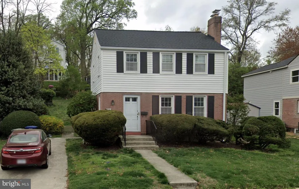 934 LONGFELLOW STREET, Arlington, VA 22205
