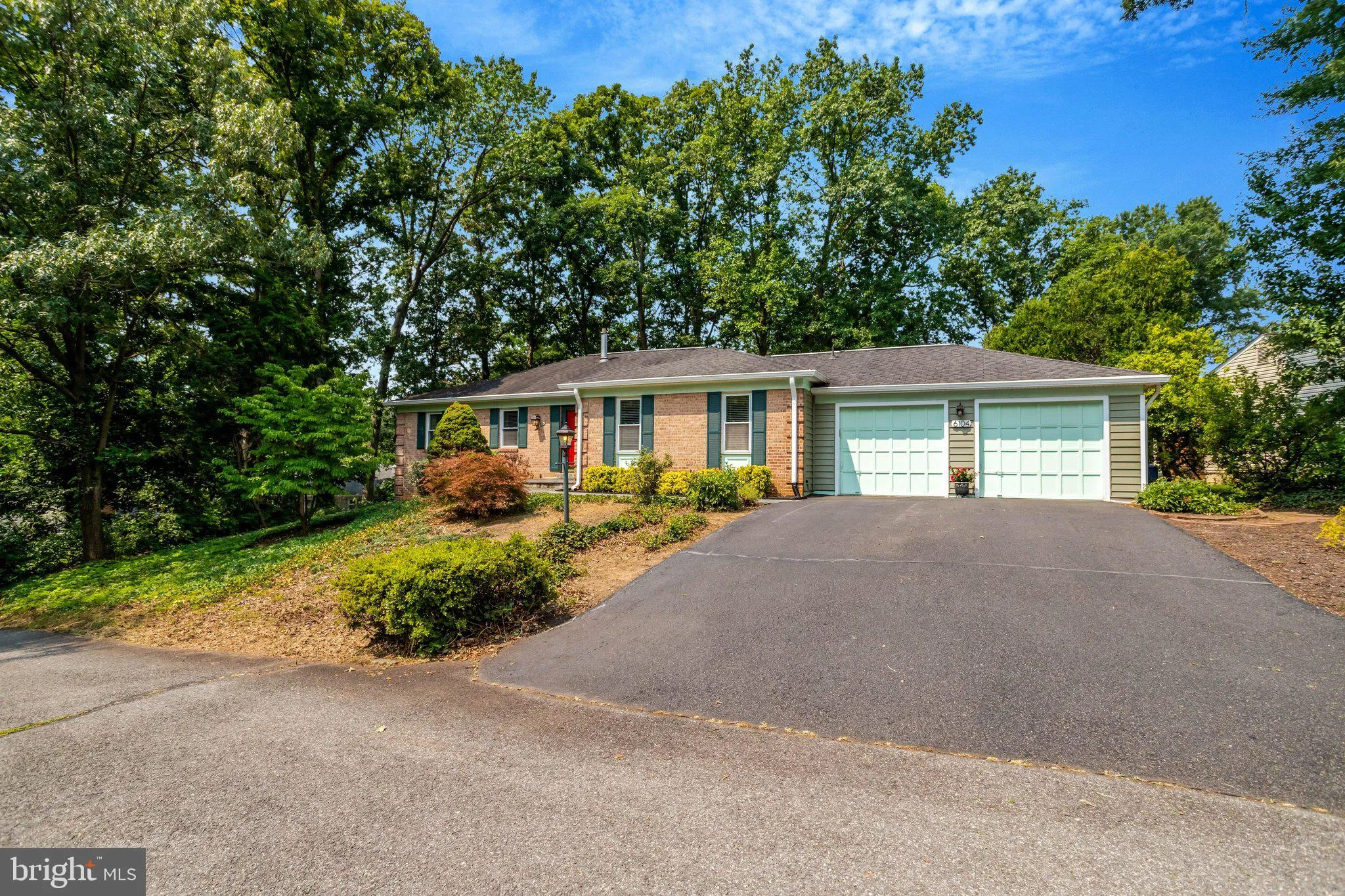 6104 JUNEBERRY COURT, Alexandria, VA 22310