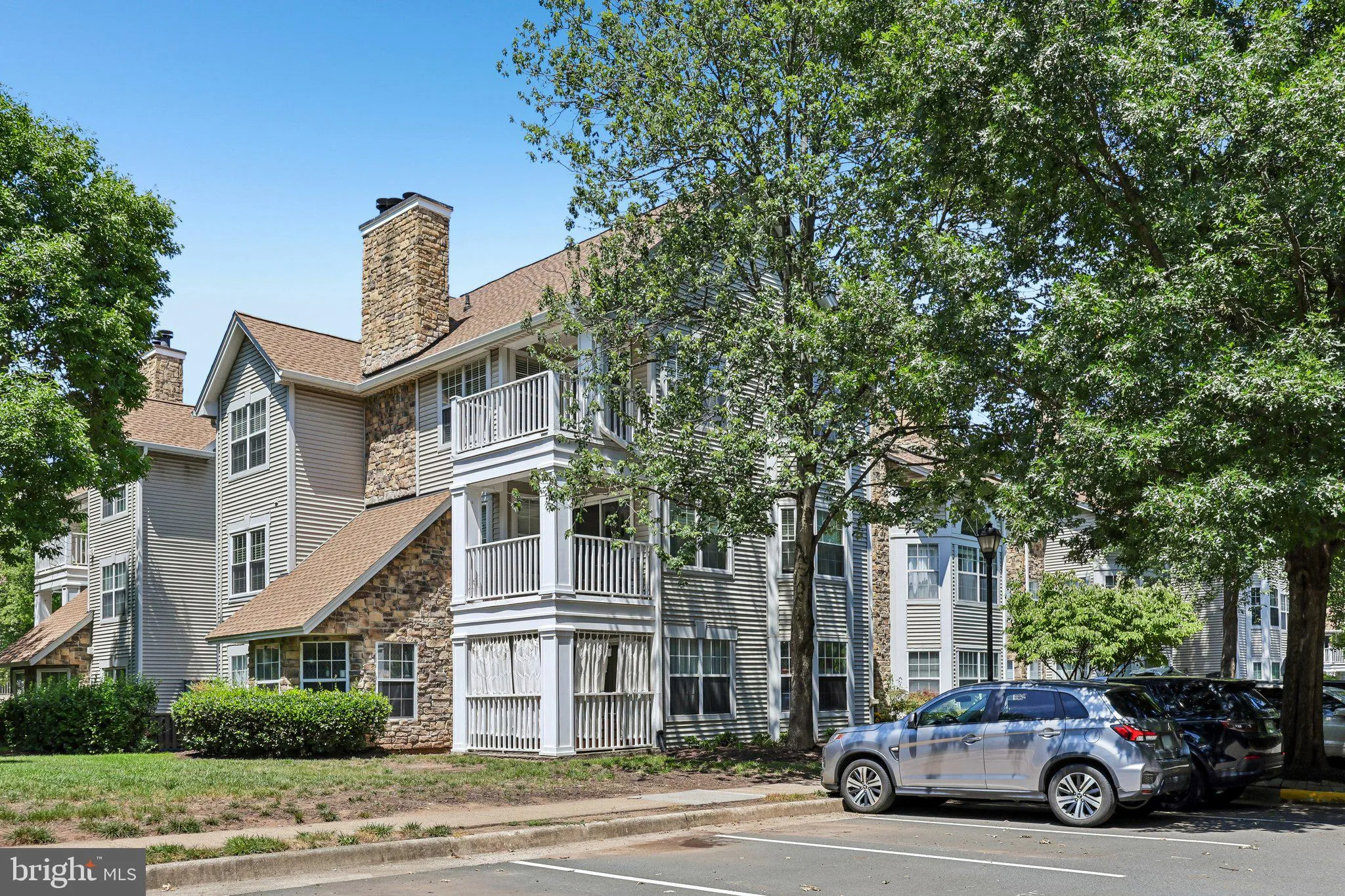 5612 WILLOUGHBY NEWTON DRIVE, Centreville, VA 20120