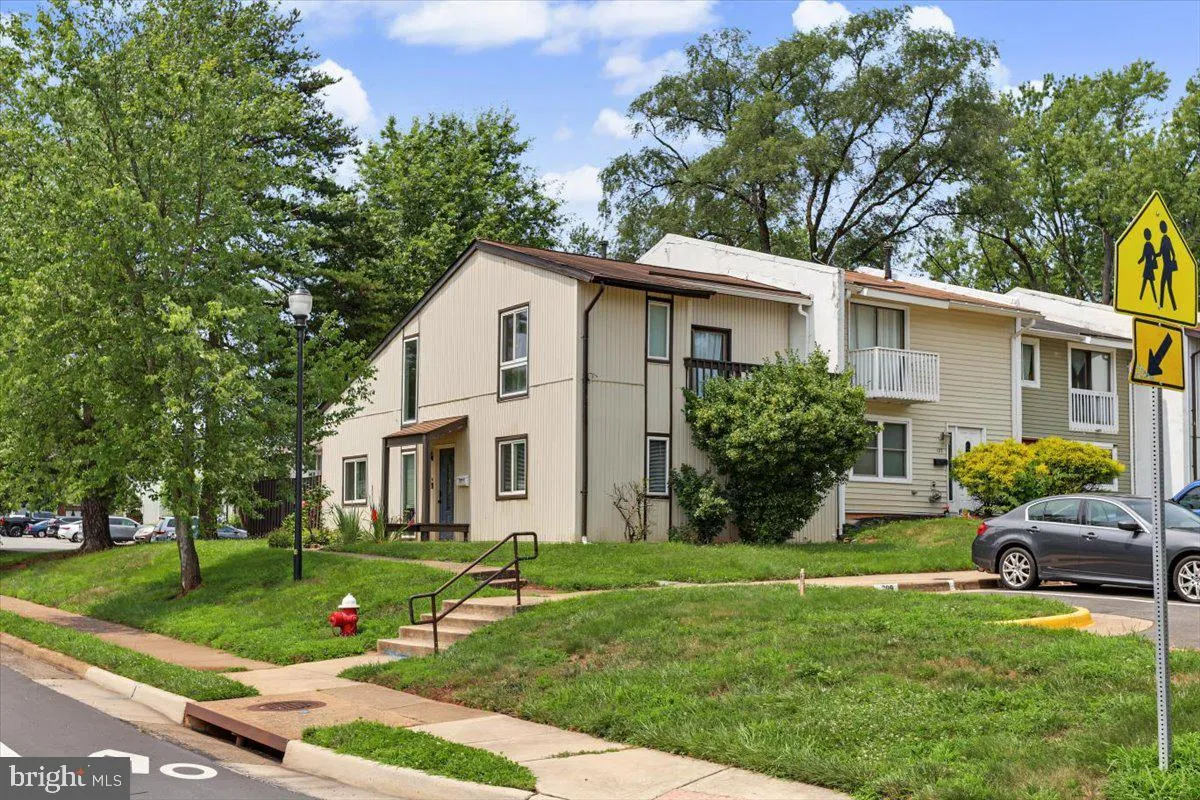 129 WILLOW PLACE, Sterling, VA 20164