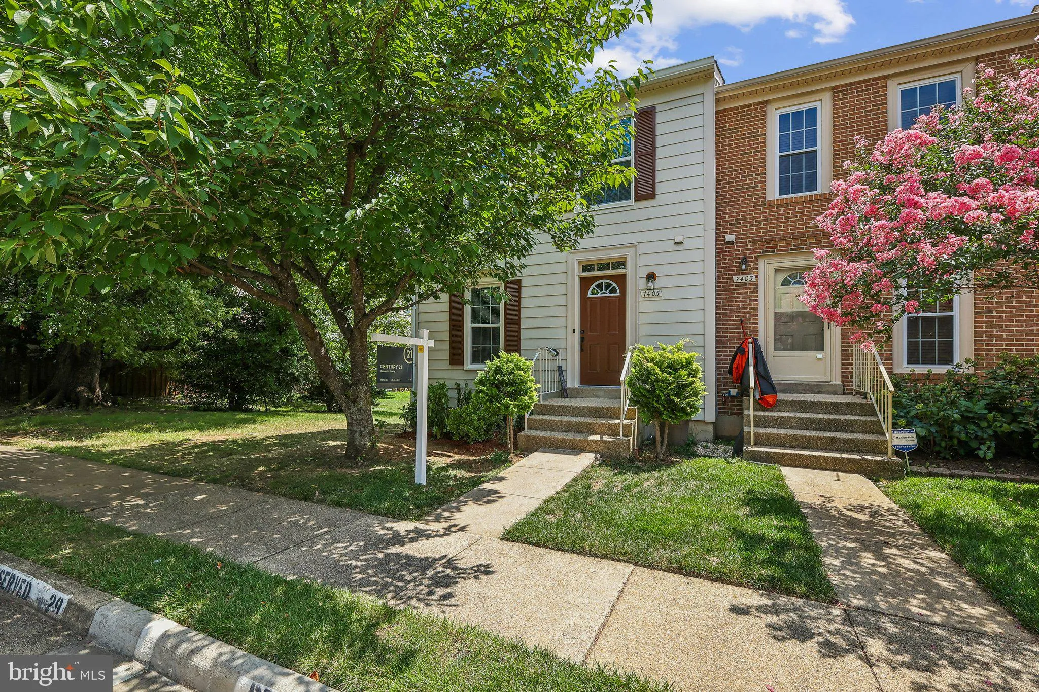 7403 HOUNDSBURY COURT, Alexandria, VA 22315