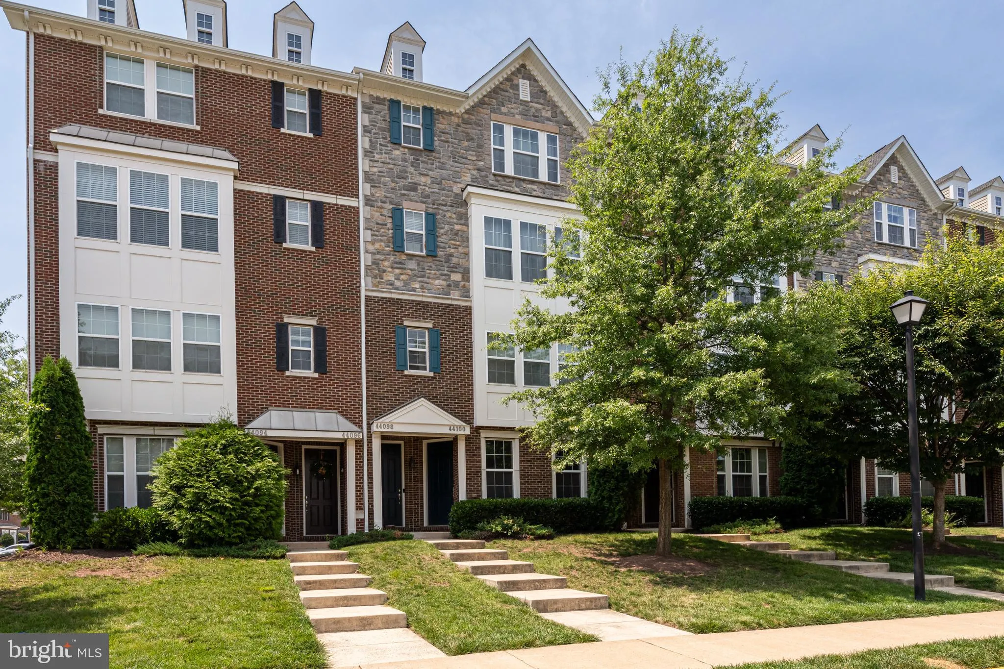 44100 VAIRA TERRACE, Chantilly, VA 20152