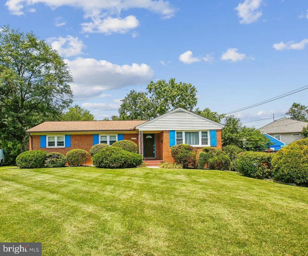 3332 KAYWOOD DRIVE, Falls Church, VA 22041