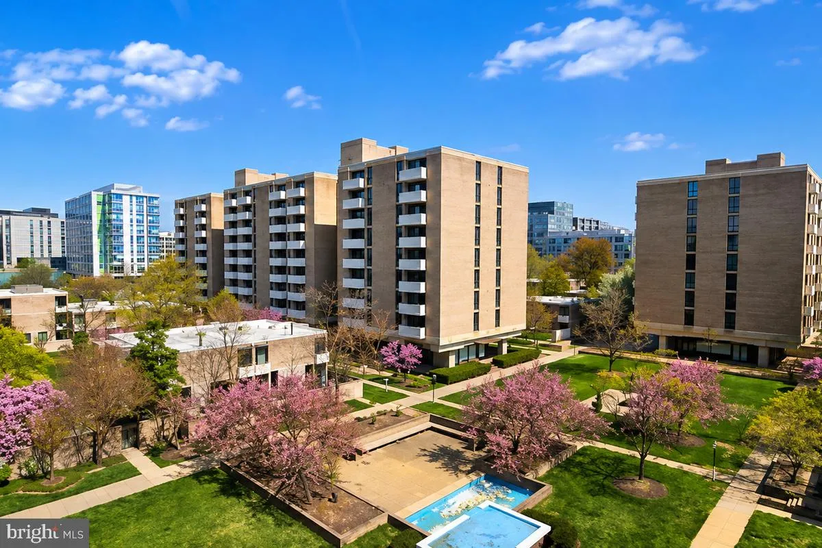 1250 4TH STREET, Washington, DC 20024