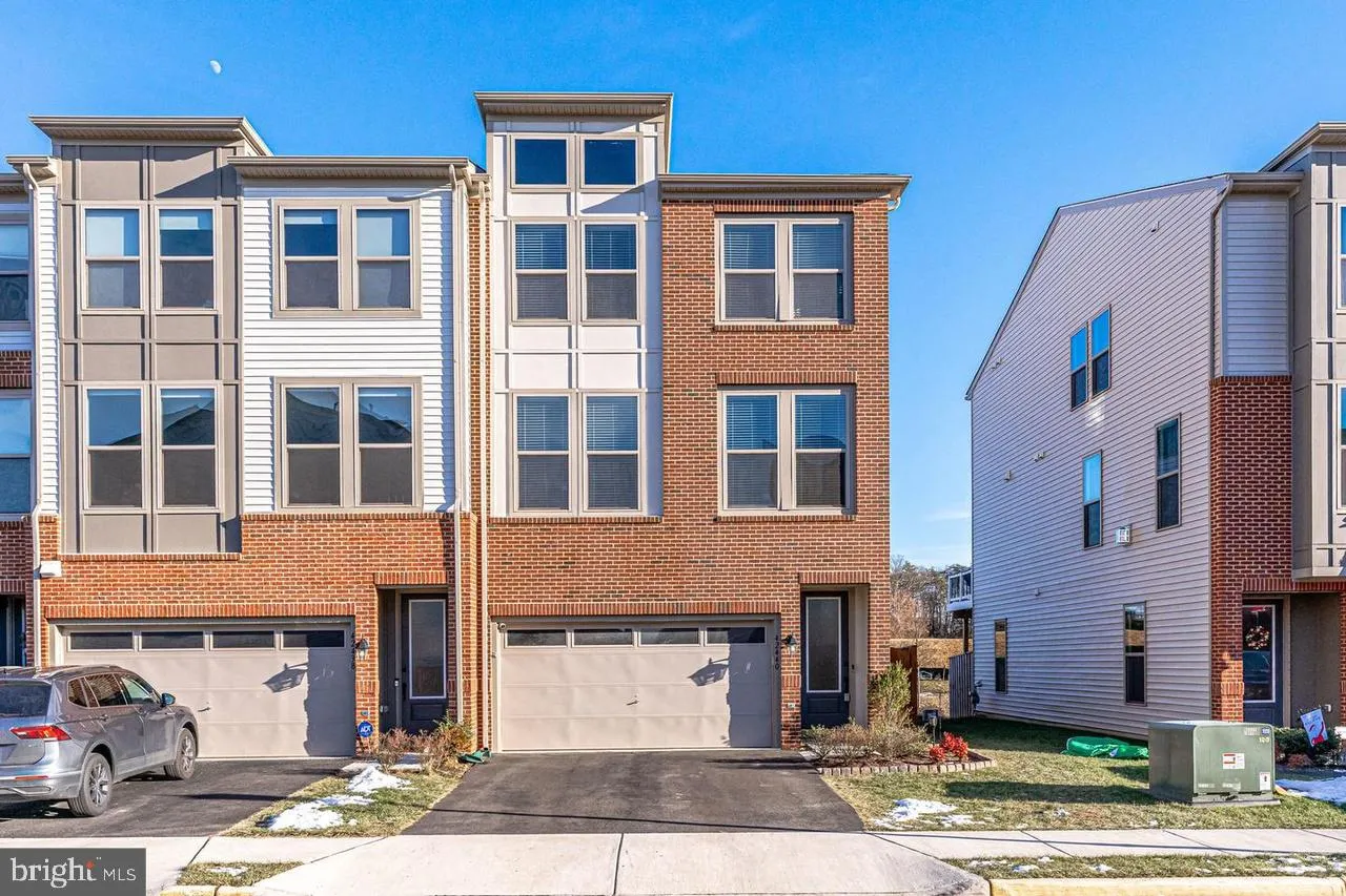 42440 DOGWOOD GLEN SQUARE, Sterling, VA 20166
