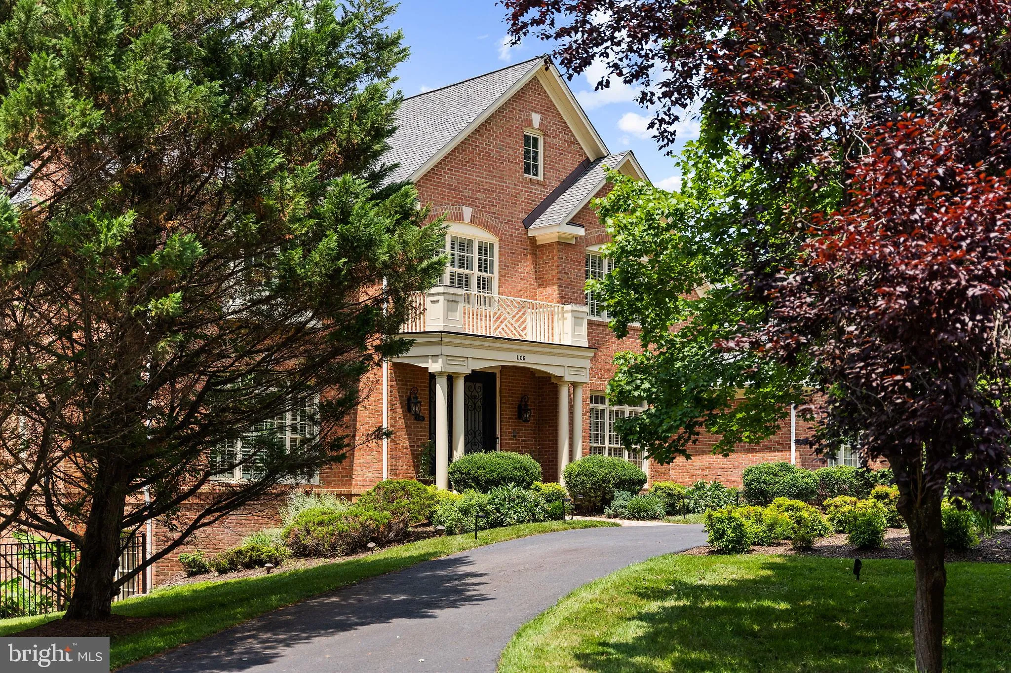 1108 HOBNAIL COURT, Great Falls, VA 22066
