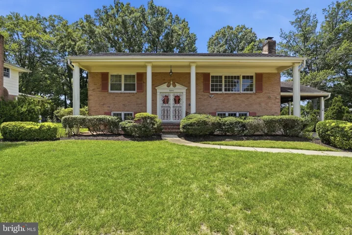 8640 Gateshead Road, Alexandria, VA 22309