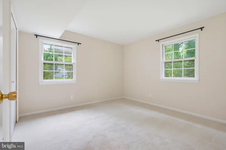 8640 Gateshead Road, Alexandria, VA 22309