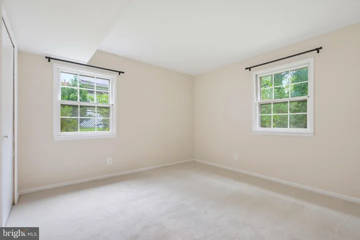 8640 Gateshead Road, Alexandria, VA 22309