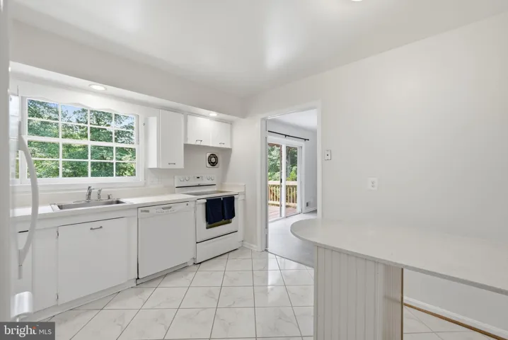 8640 Gateshead Road, Alexandria, VA 22309