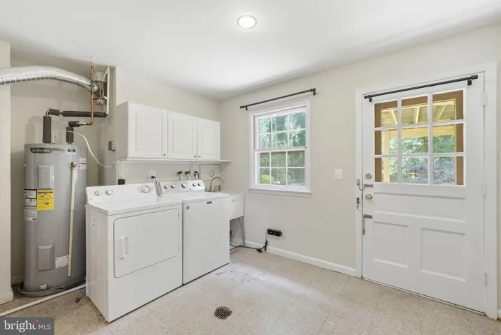 8640 Gateshead Road, Alexandria, VA 22309
