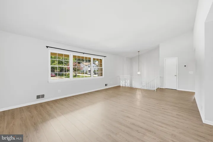 8640 Gateshead Road, Alexandria, VA 22309