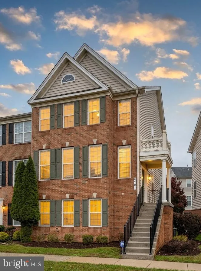 8201 CASTANEA LANE, Derwood, MD 20855