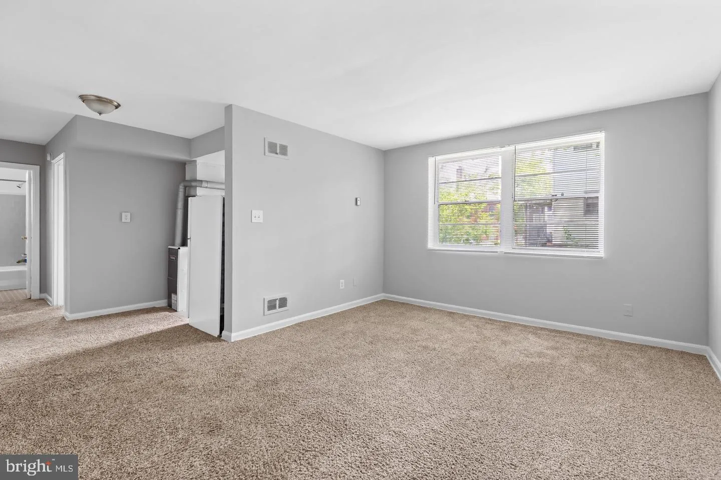 206 TRENTON PLACE, Washington, DC 20032