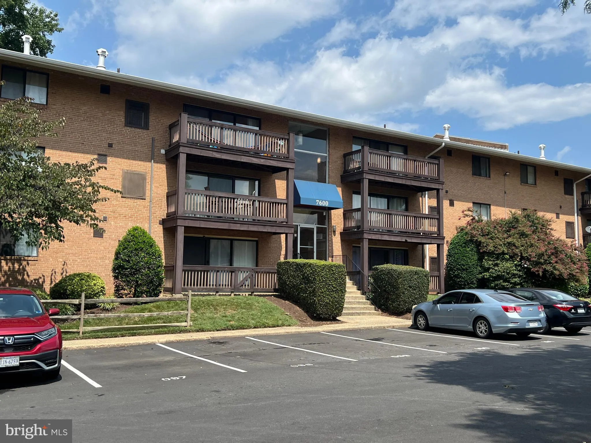 7600 SAVANNAH STREET, Falls Church, VA 22043