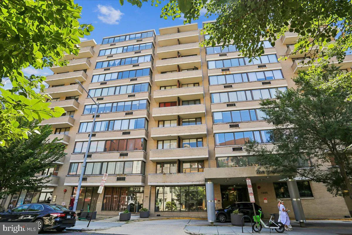 1325 18TH STREET, Washington, DC 20036