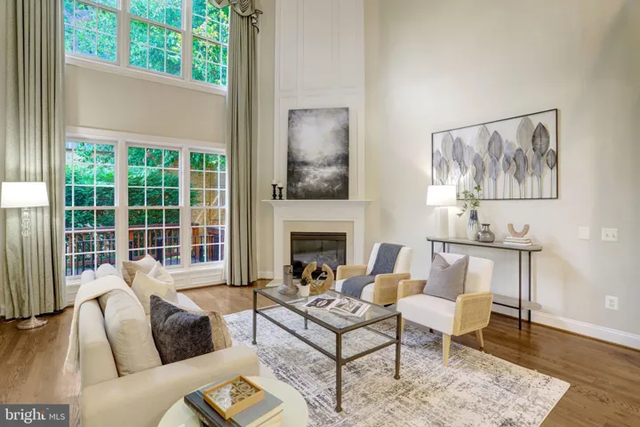 6276 Kingfisher Lane, Alexandria, VA 22312
