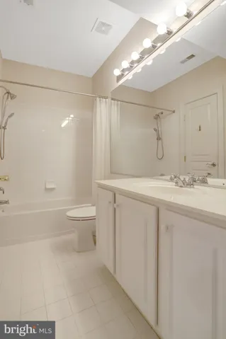 6276 Kingfisher Lane, Alexandria, VA 22312