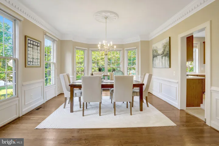 6276 Kingfisher Lane, Alexandria, VA 22312