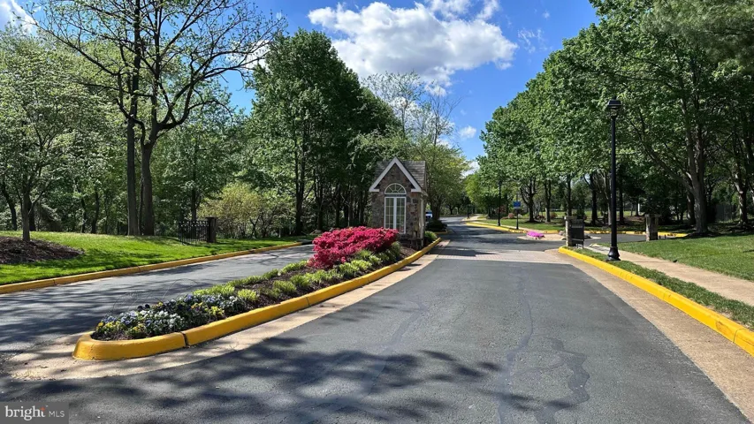 6276 Kingfisher Lane, Alexandria, VA 22312