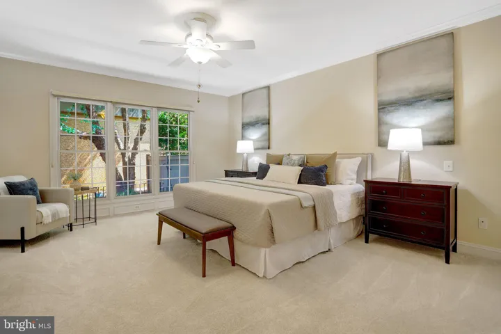 6276 Kingfisher Lane, Alexandria, VA 22312
