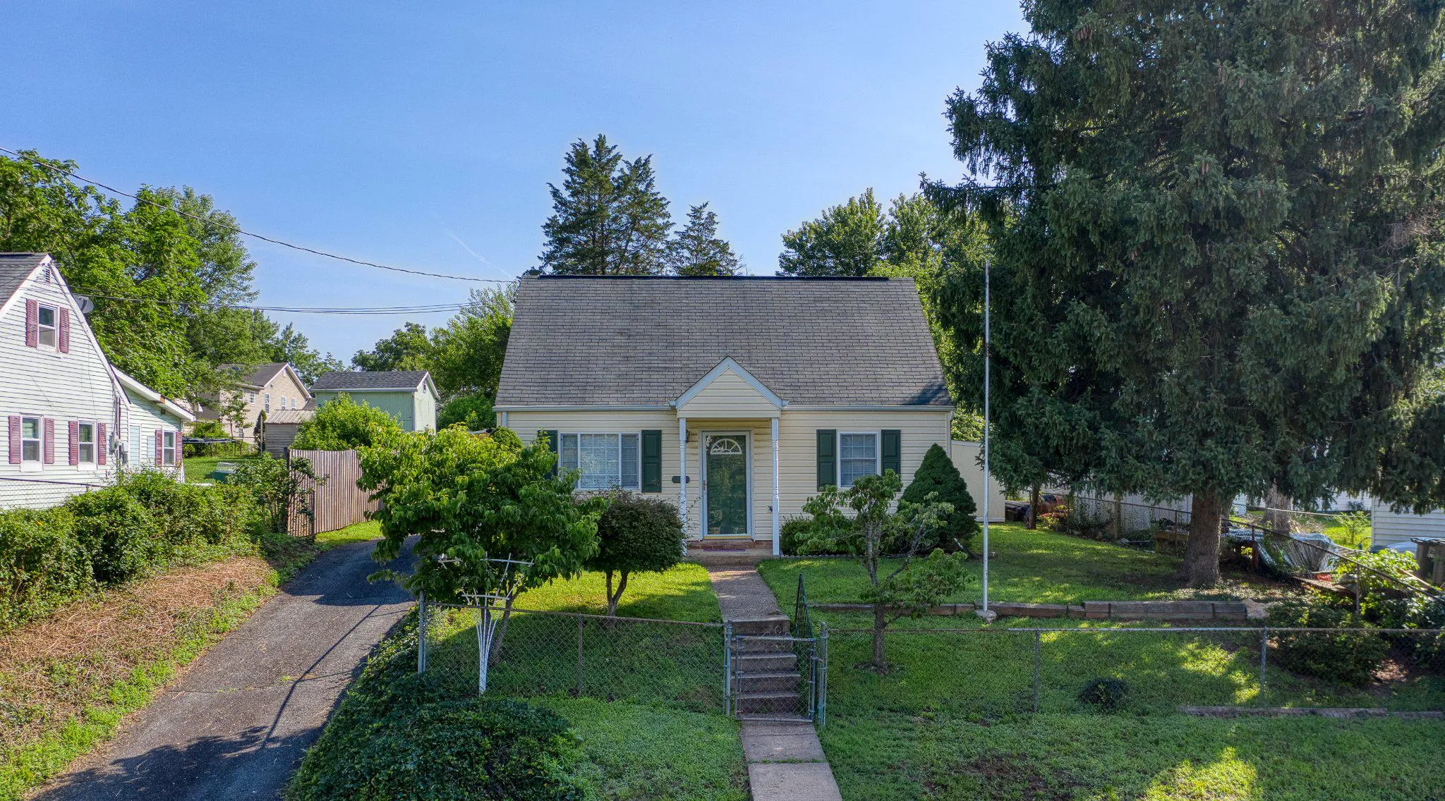 192 CABBEL DRIVE, Manassas Park, VA 20111