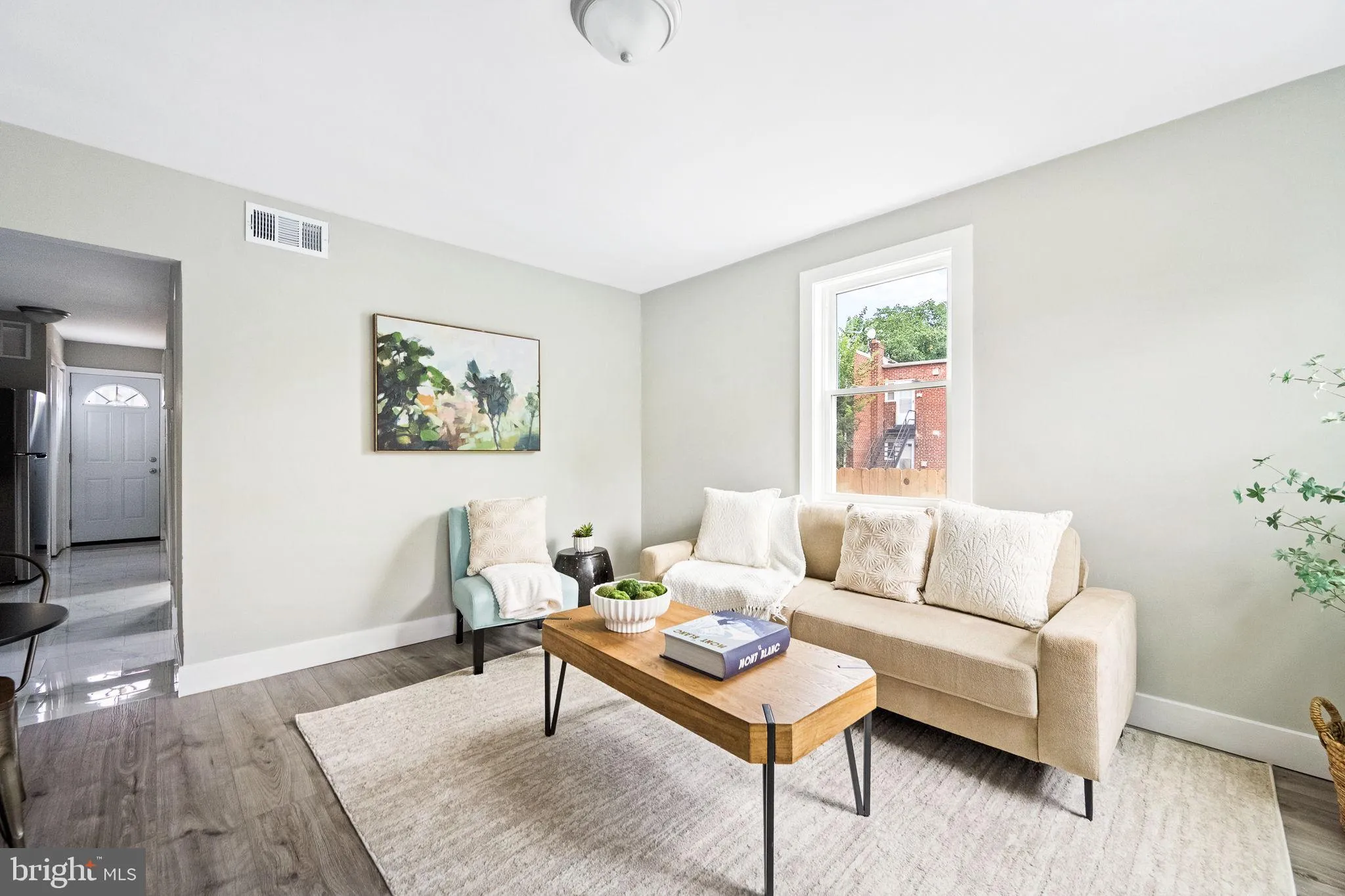 1658 F STREET, Washington, DC 20002