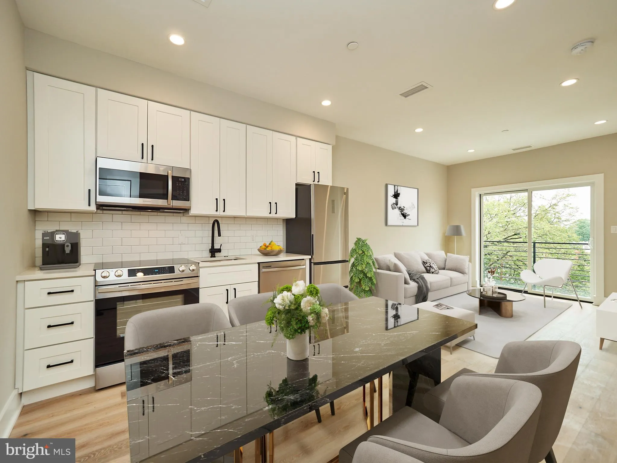 1016 17TH PLACE, Washington, DC 20002