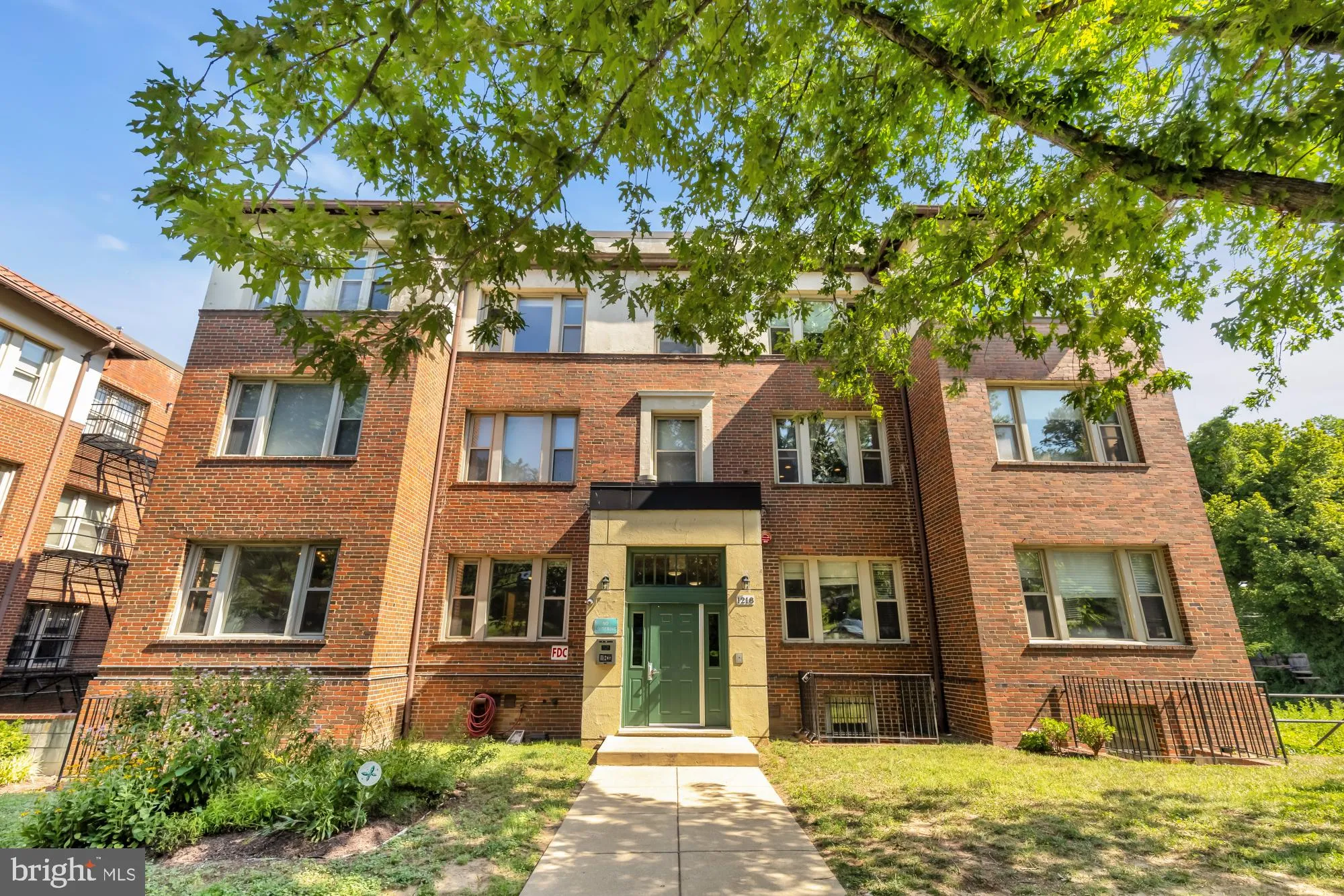 1218 PERRY STREET, Washington, DC 20017