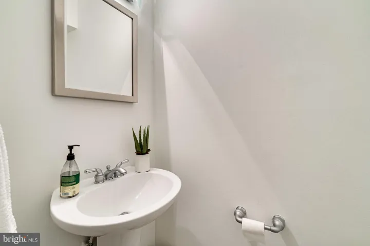 11016 Saffold Way, Reston, VA 20190