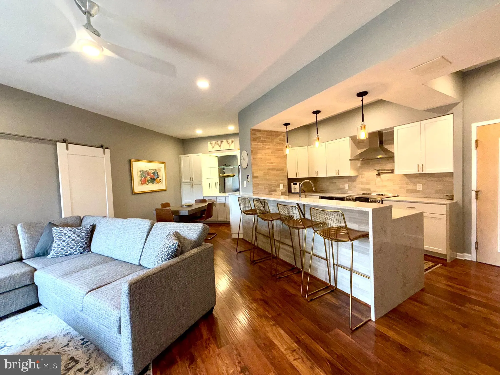 2111 WISCONSIN AVENUE, Washington, DC 20007