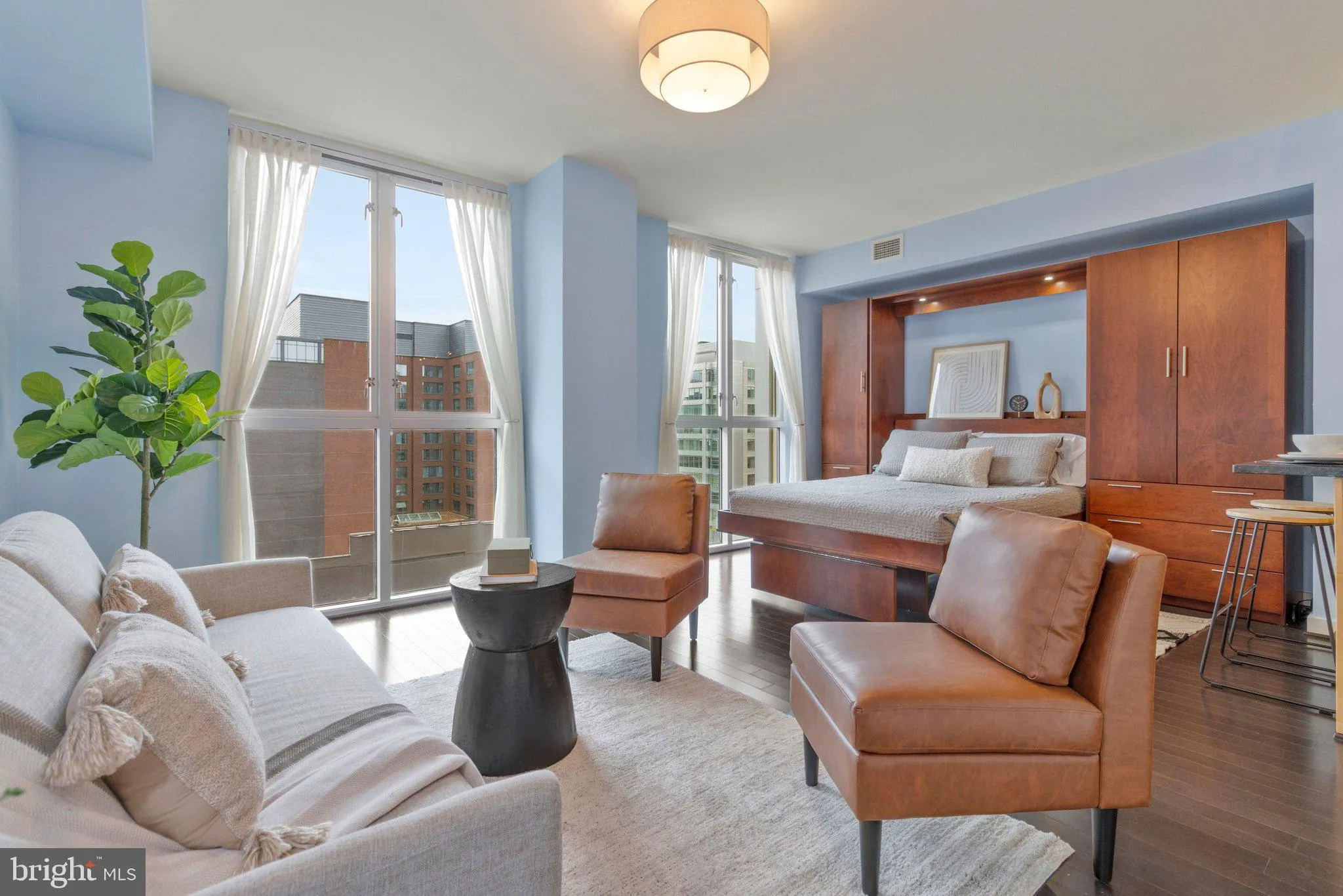 1025 1ST STREET, Washington, DC 20003